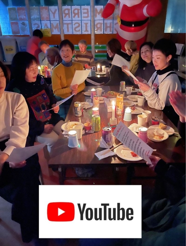 「ラグビーボール英会話」クリスマスパーティーでの合唱